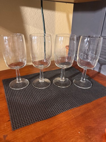 Clear glass wine water goblets - clear,